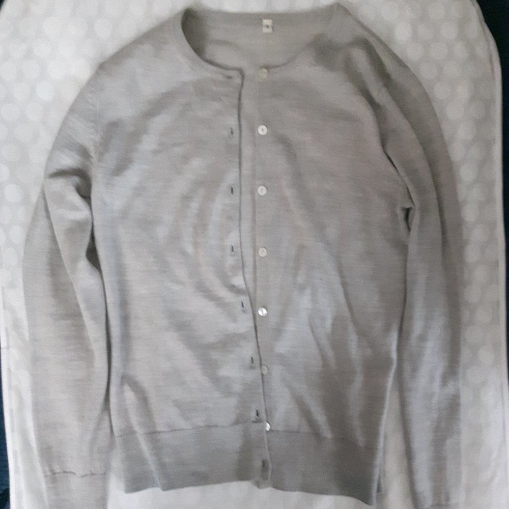 New mujii grey fitted knit cardigan